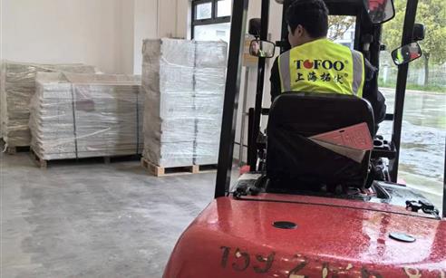 上海拓伏産品安裝搬運有序進行